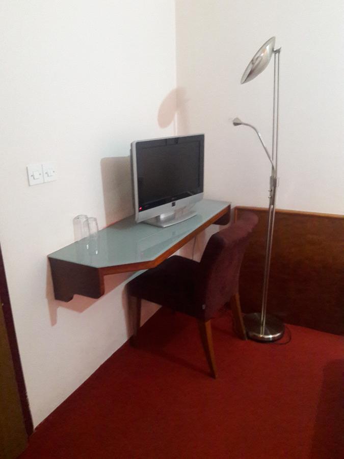 Jet Star Motel Zivinice Esterno foto